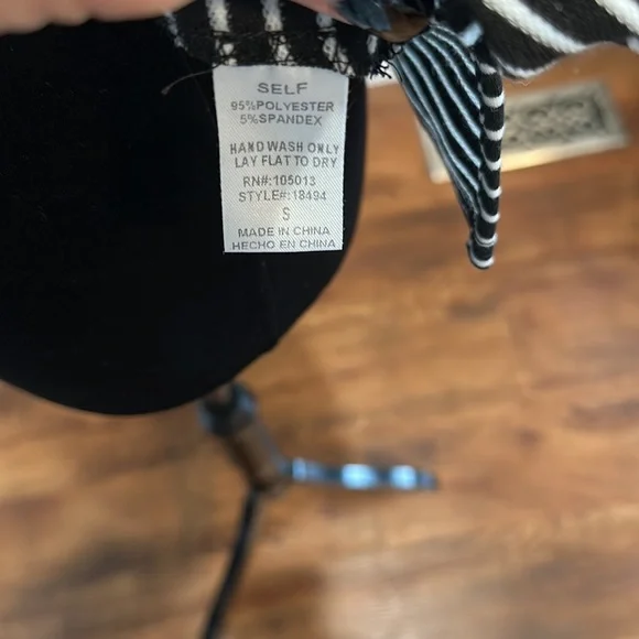 Savanna Jane Small Black and White Stripe  Embroidered Floral Tank Top - Picture 5 of 6